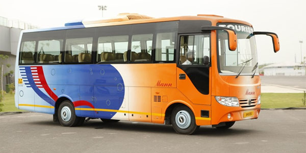 18 Seater Luxury Bus on rent in Delhi